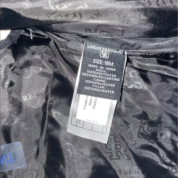 Urban Republic Reversible Boys Vest - Picture 5 of 5